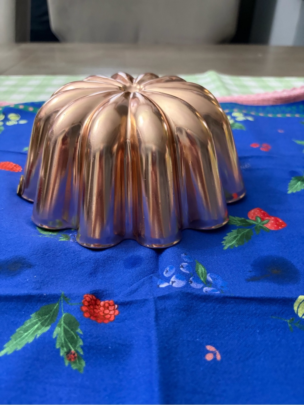Copper Bundt Mold Cake Pan - Shiny Copper Finish